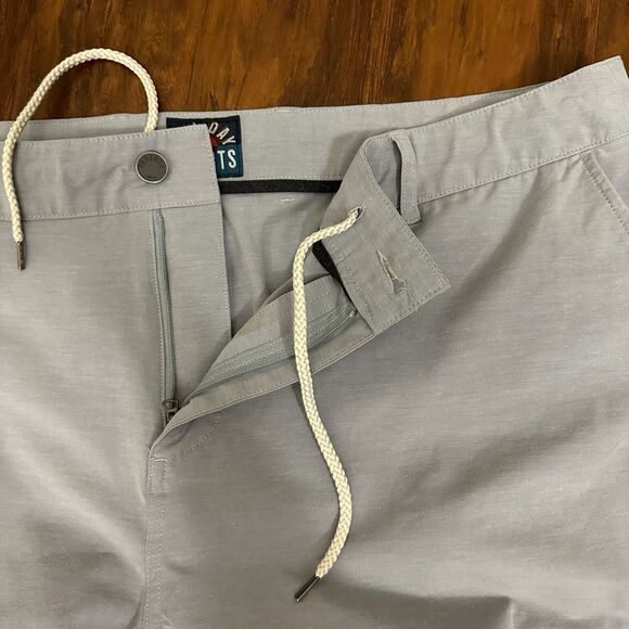 FAHERTY Belt Loop All Day 9" Shorts Drawstring in Grey - Picture 5 of 12